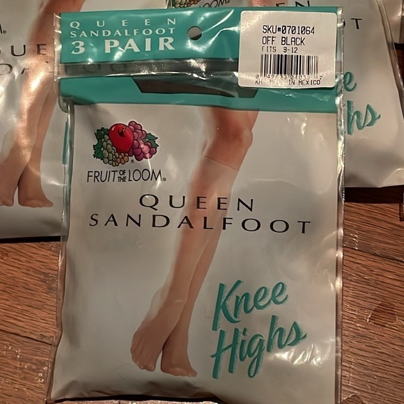 27 Pair Fruit of the Loom Queen Sandlefoot off-black Knee Highs C-D 9-12 - Picture 2 of 9